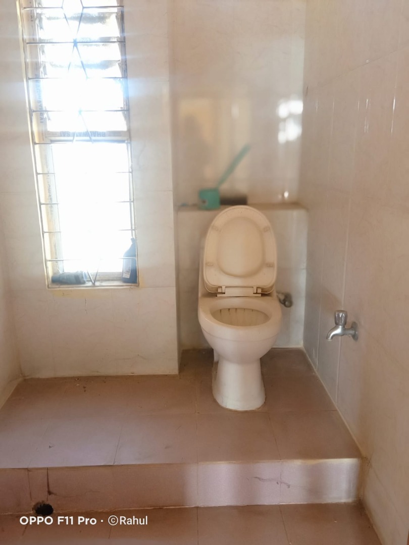 Unfurnished 3bhk in Kahilipara, Guwahati, Assam, India for Rent